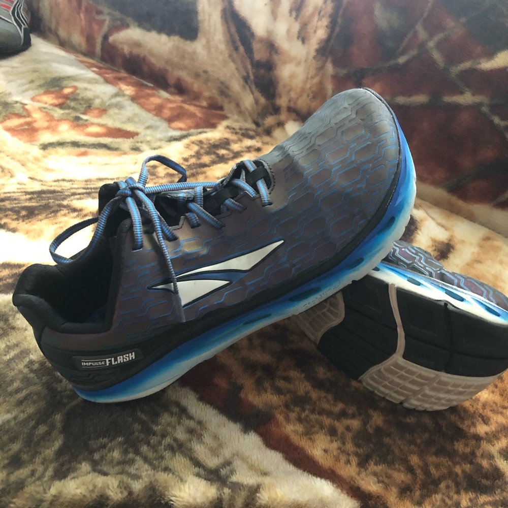 Altra Impulse Flash Running Shoes